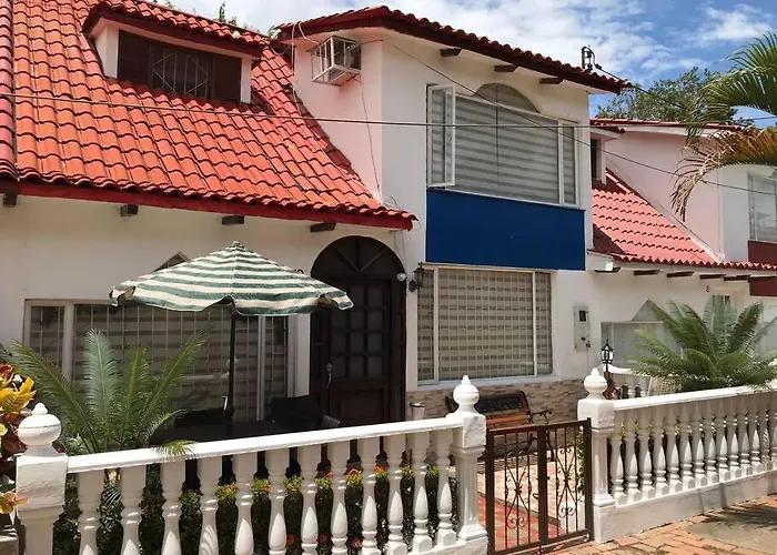 Casa Comoda, Bien Ubicada En Conjunto Con Piscina