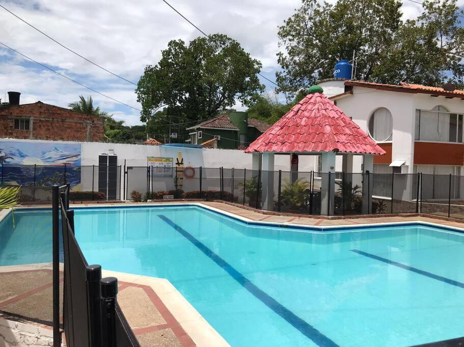 Holiday home Casa Comoda, Bien Ubicada En Conjunto Con Piscina